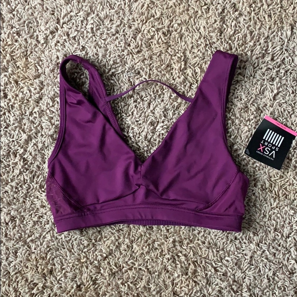 Sports bra